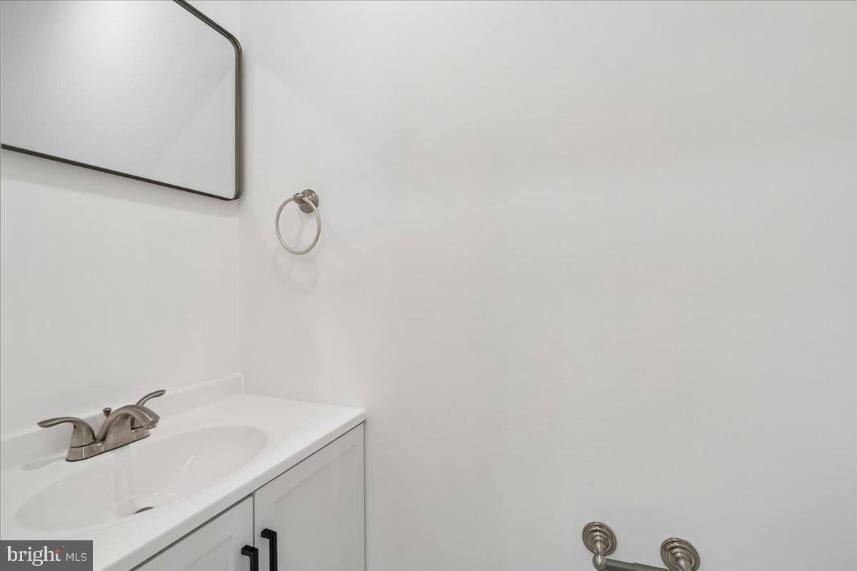 10057 Maple Leaf Dr Property Photo 20