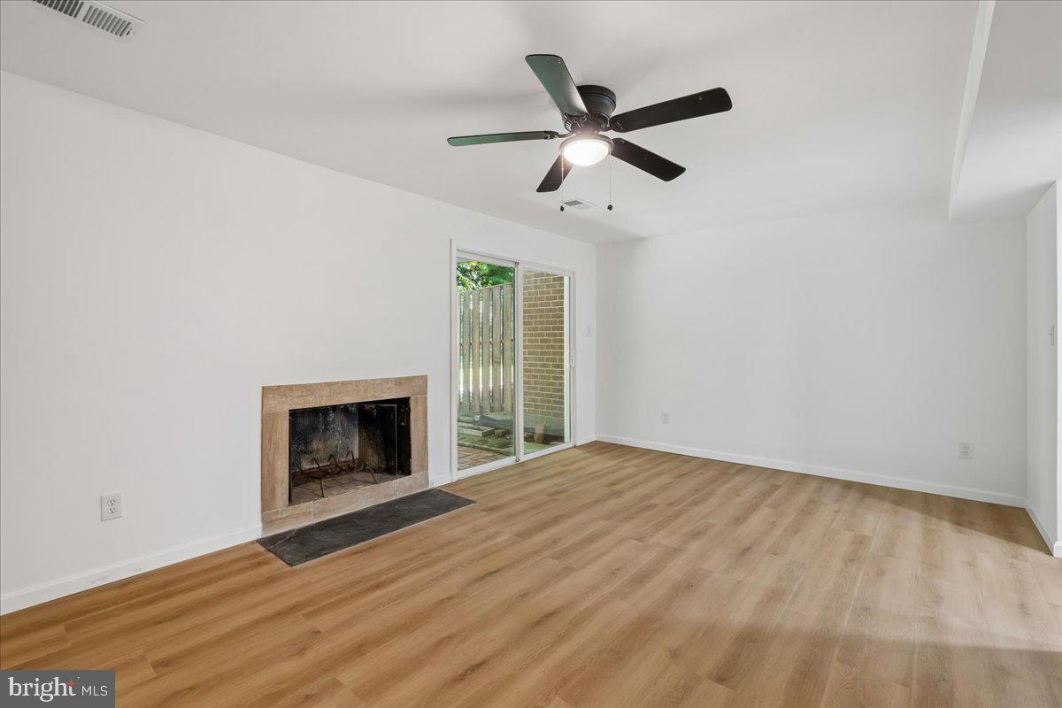 10057 Maple Leaf Dr Property Photo 36