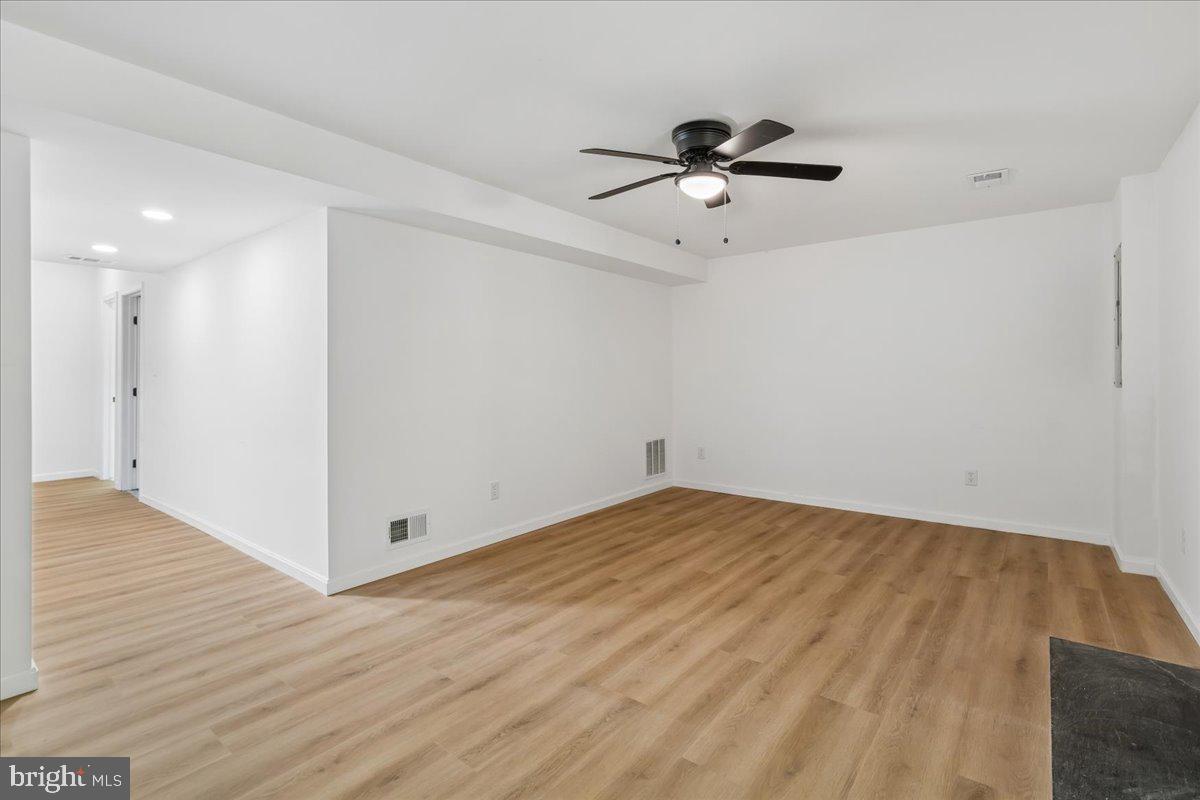 10057 Maple Leaf Dr Property Photo 37