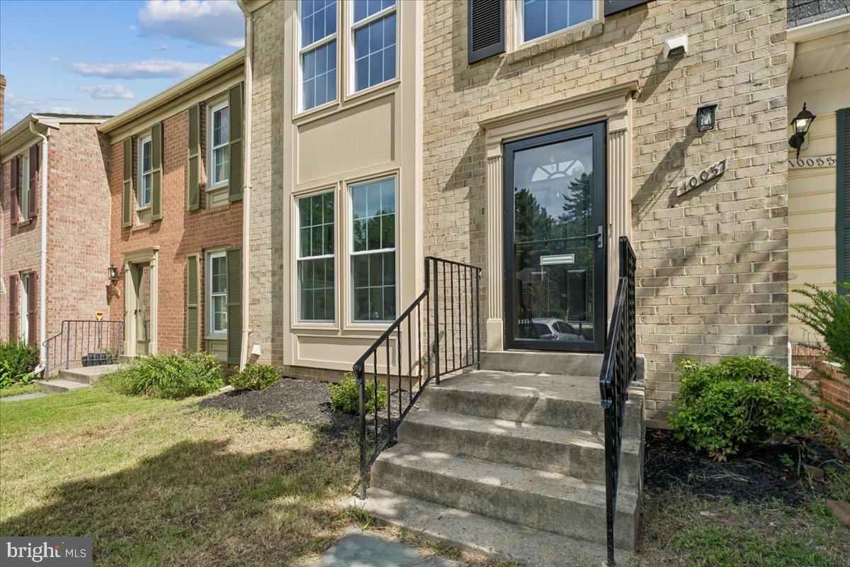 10057 Maple Leaf Dr Property Photo 43