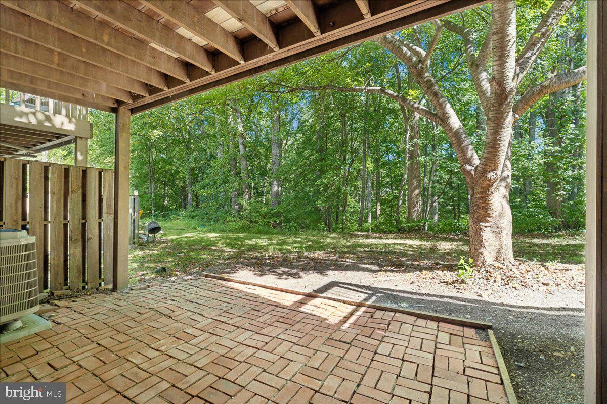 10057 Maple Leaf Dr Property Photo 46