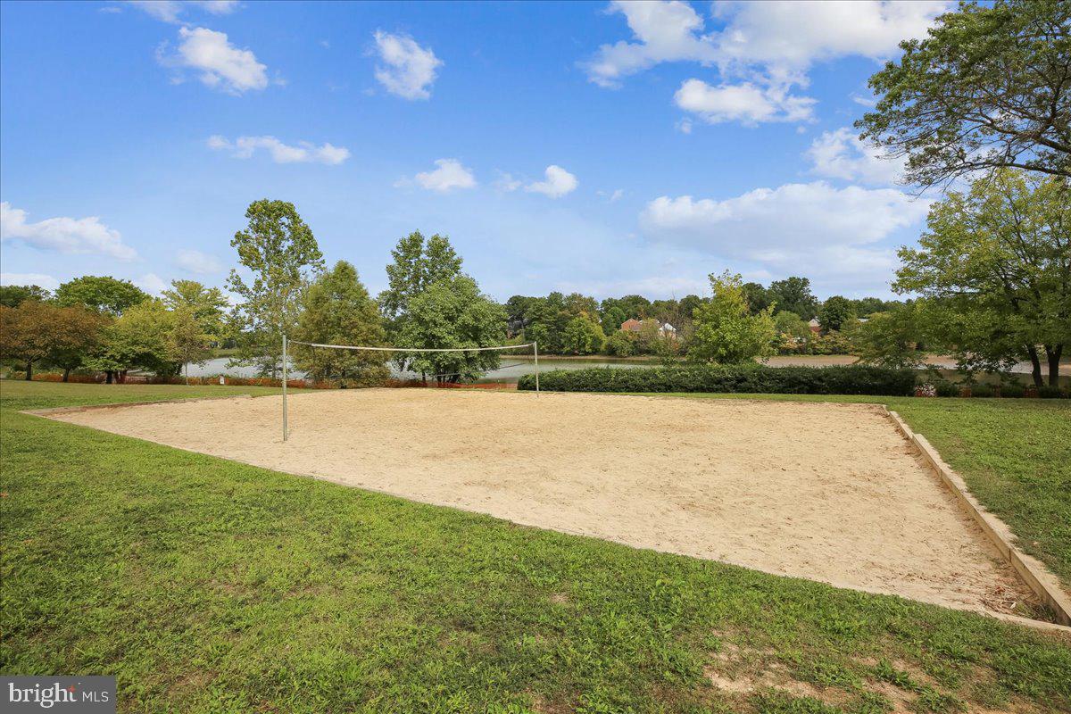10057 Maple Leaf Dr Property Photo 61