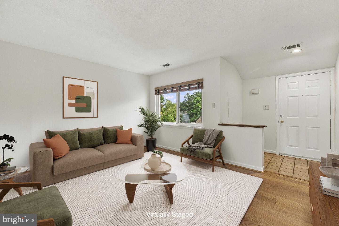 18240 Windsor Hill Dr #311 Property Photo 6