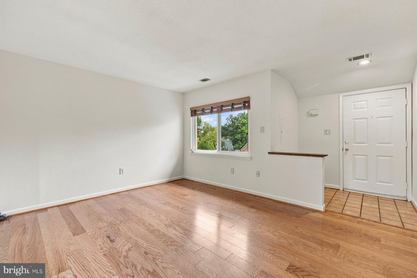18240 Windsor Hill Dr #311 Property Photo 7