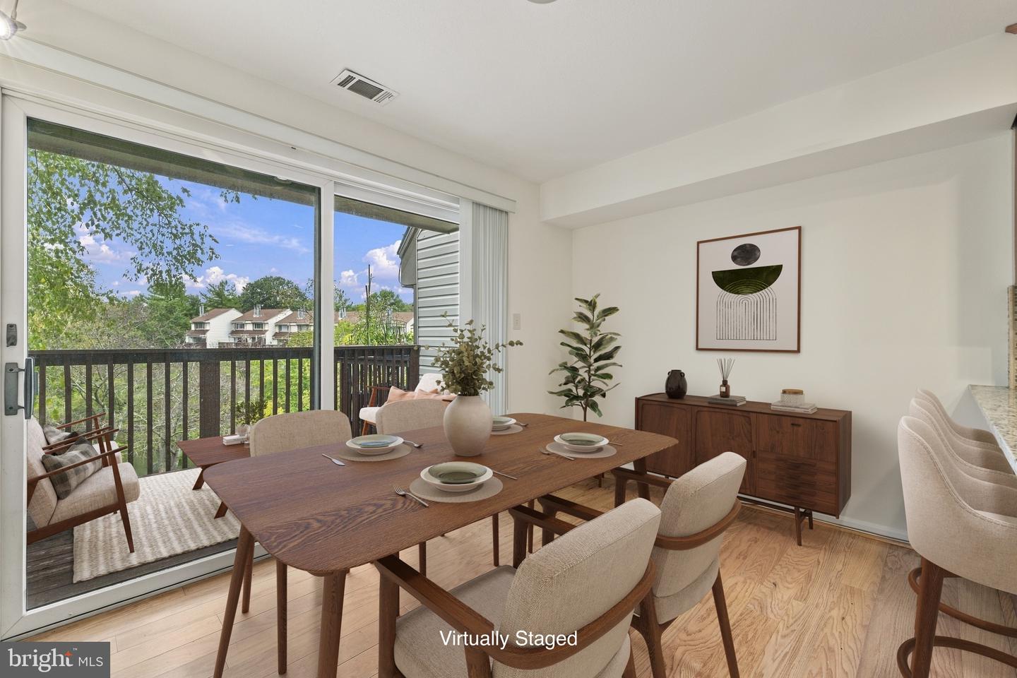 18240 Windsor Hill Dr #311 Property Photo 10