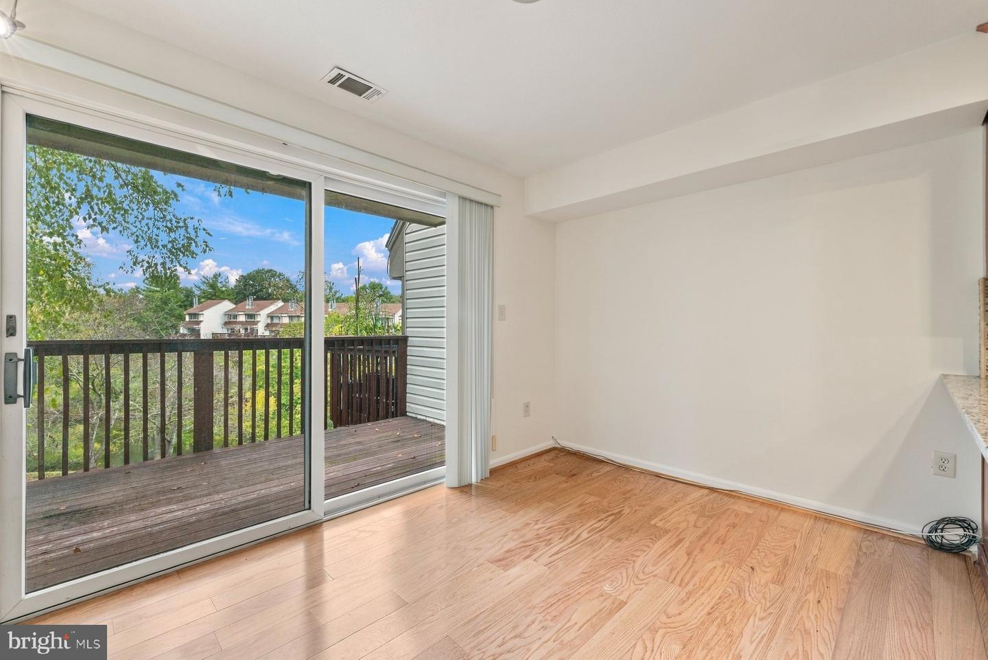 18240 Windsor Hill Dr #311 Property Photo 11