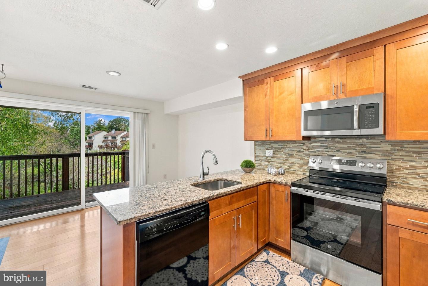 18240 Windsor Hill Dr #311 Property Photo 19