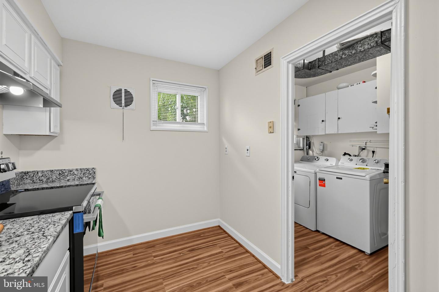 2400 Eugene St Property Photo 5