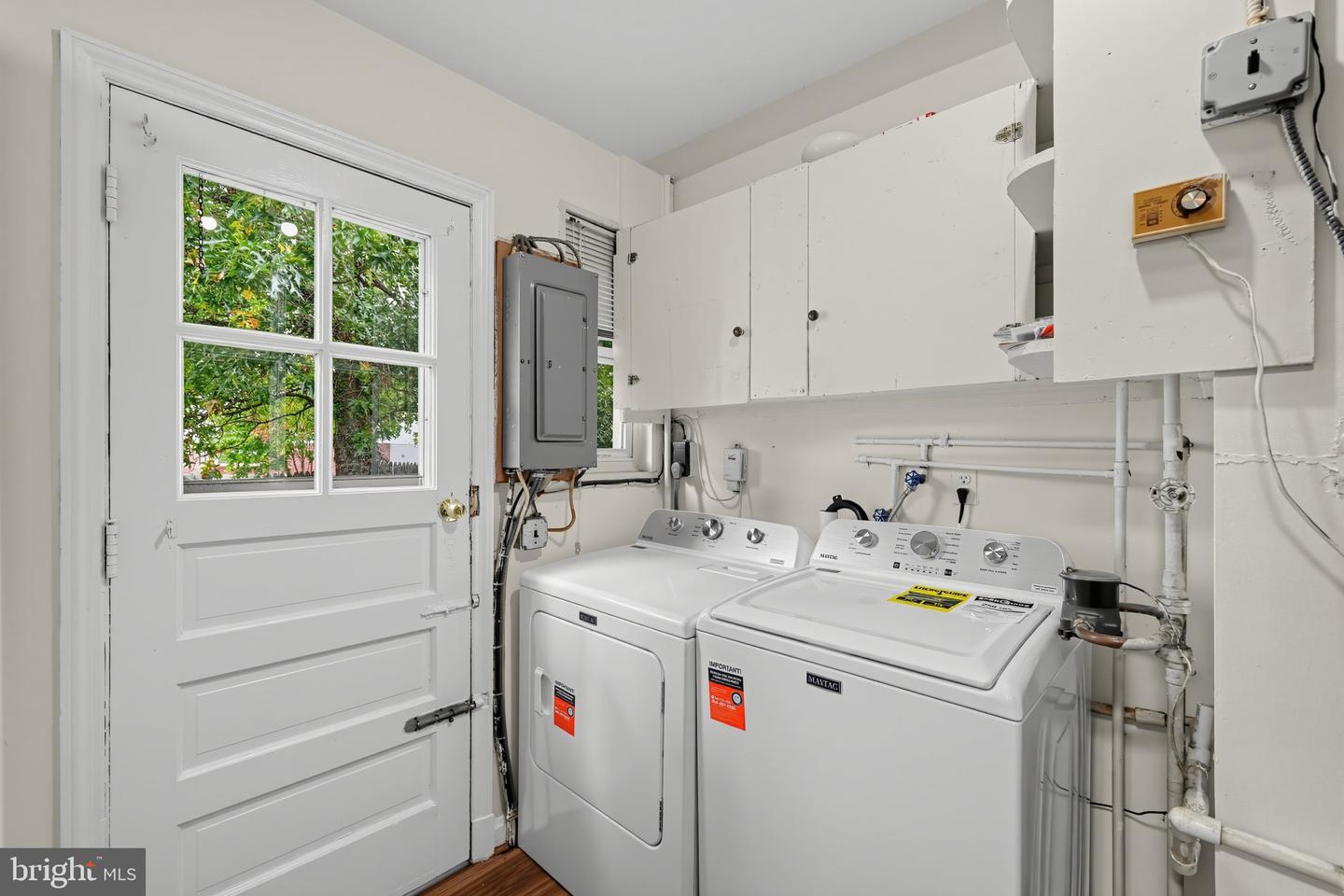 2400 Eugene St Property Photo 21