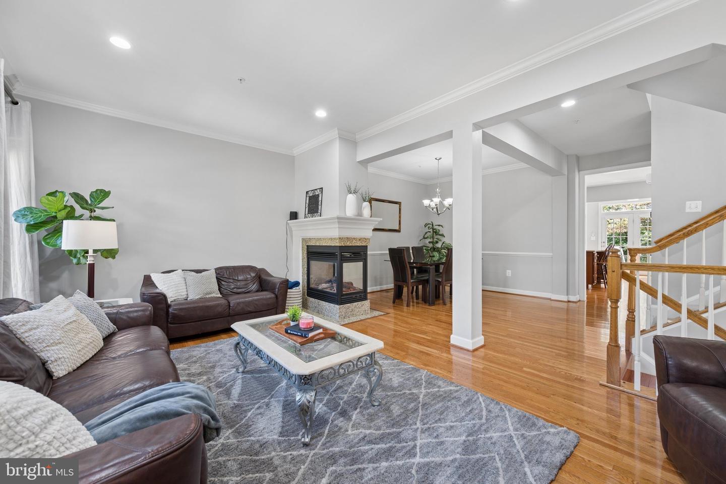 1749 Chiswick Ct Property Photo 6