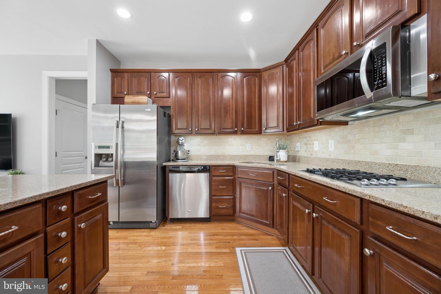 1749 Chiswick Ct Property Photo 14
