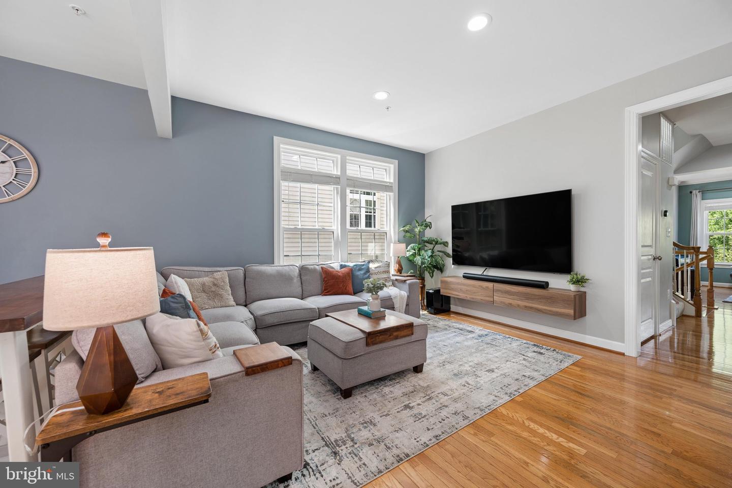 1749 Chiswick Ct Property Photo 19