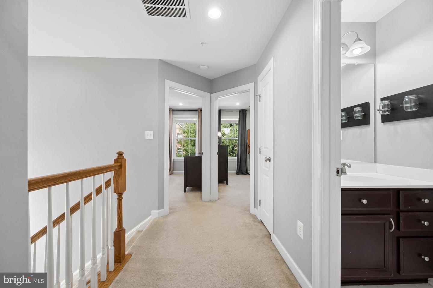1749 Chiswick Ct Property Photo 32