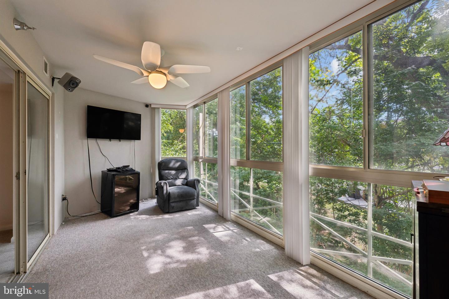 14800 Pennfield Cir #301 Property Photo 11