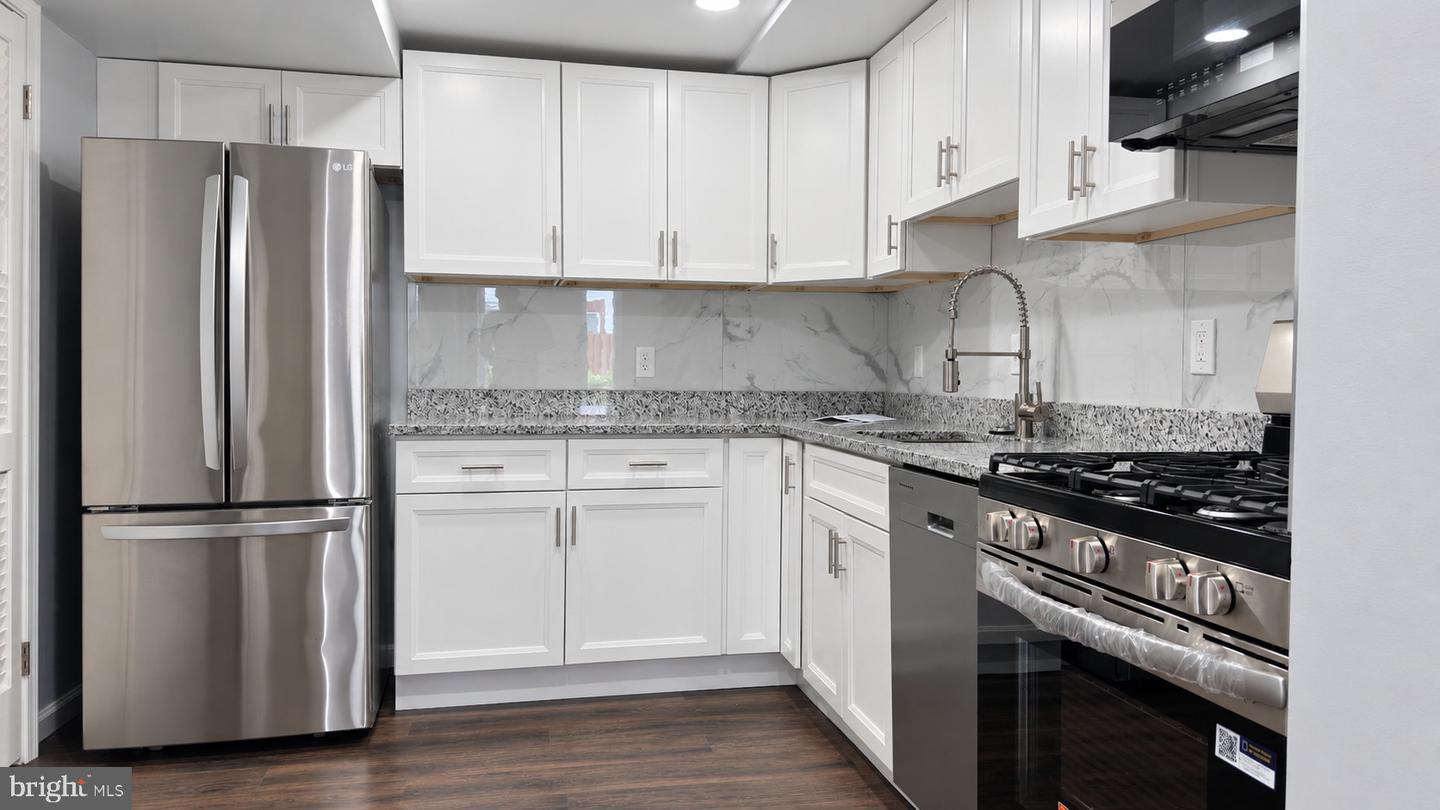 2360 Sun Valley Cir #2-gh Property Photo 1
