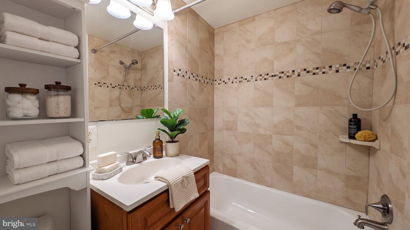 12140 Bentridge Pl Property Photo 12