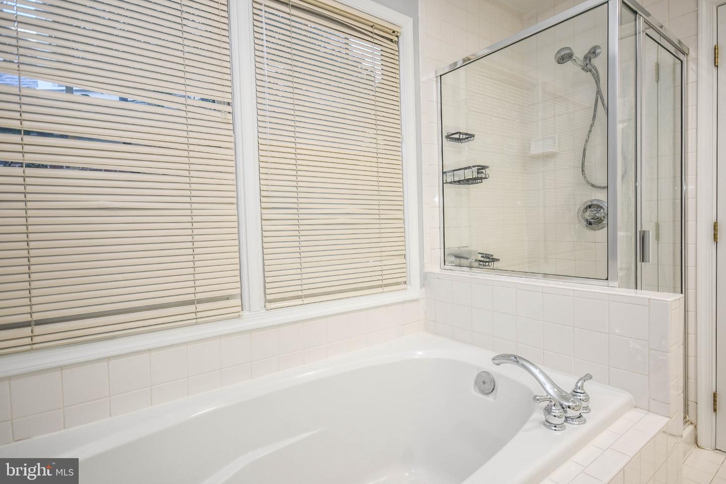 1303 Cameron Hill Ct Property Photo 21