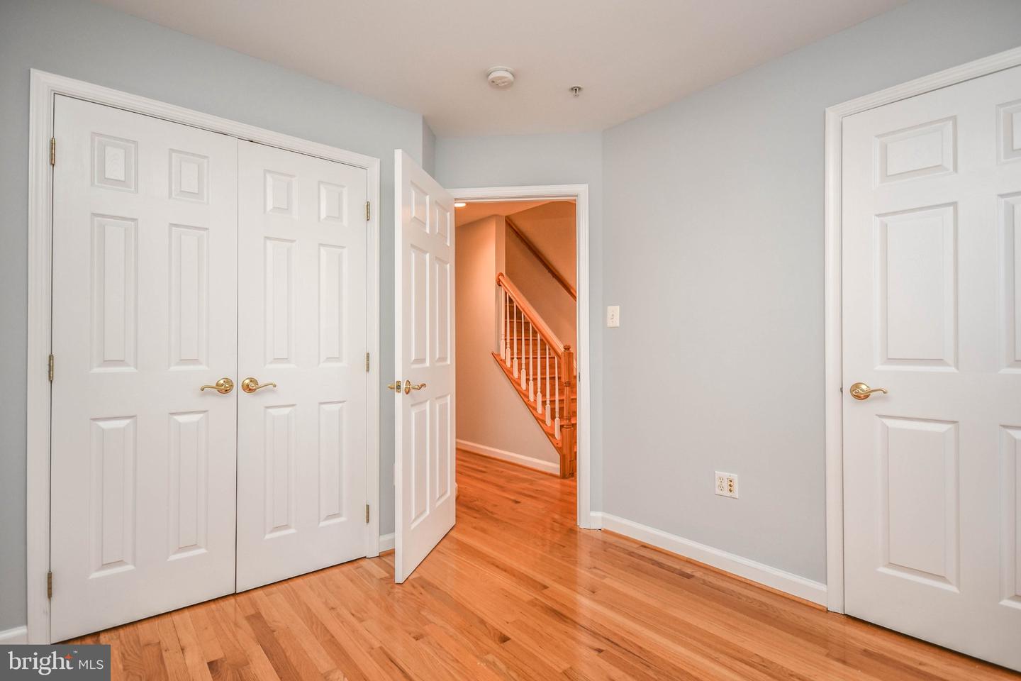 1303 Cameron Hill Ct Property Photo 24