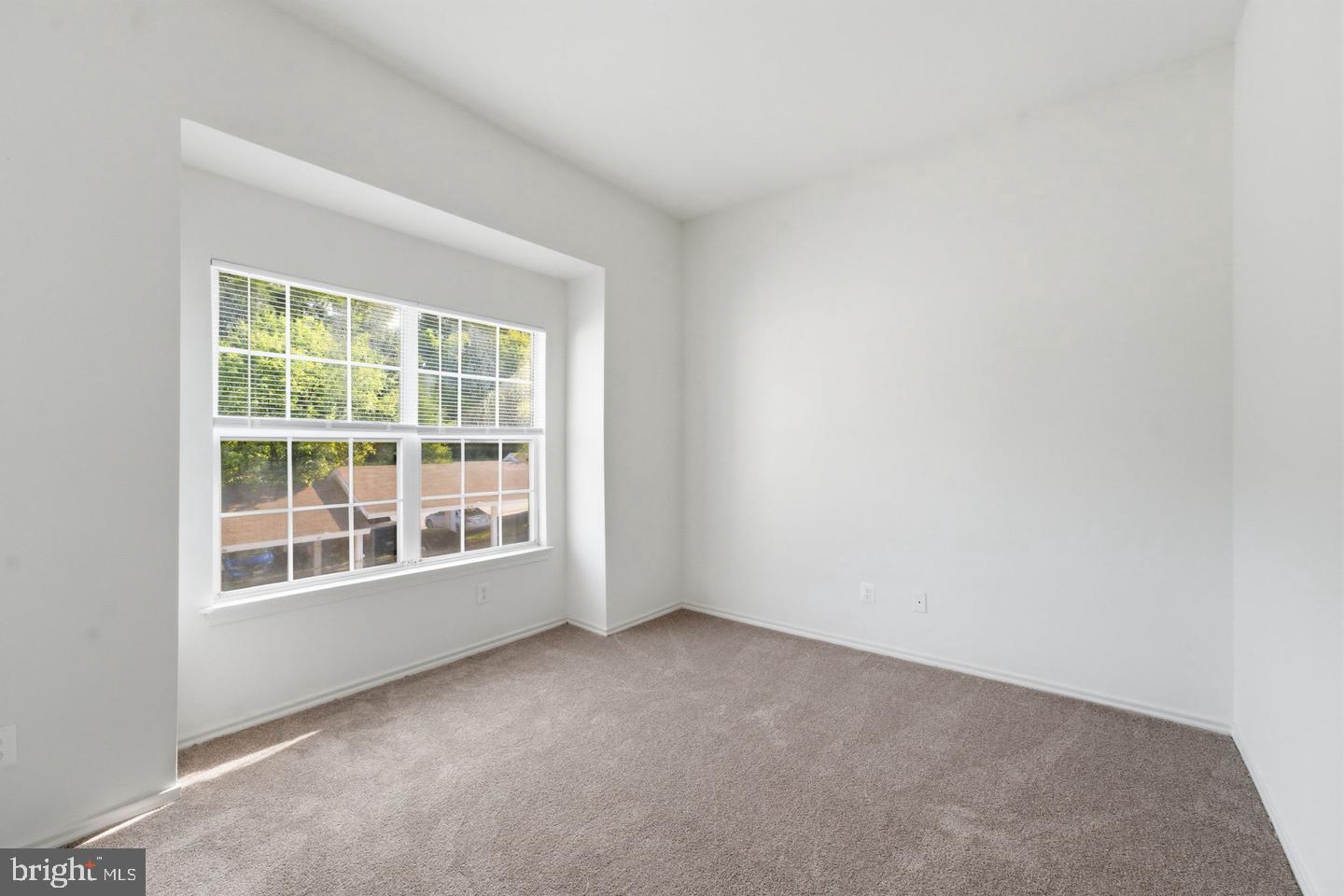 18529 Boysenberry #303 Property Photo 16