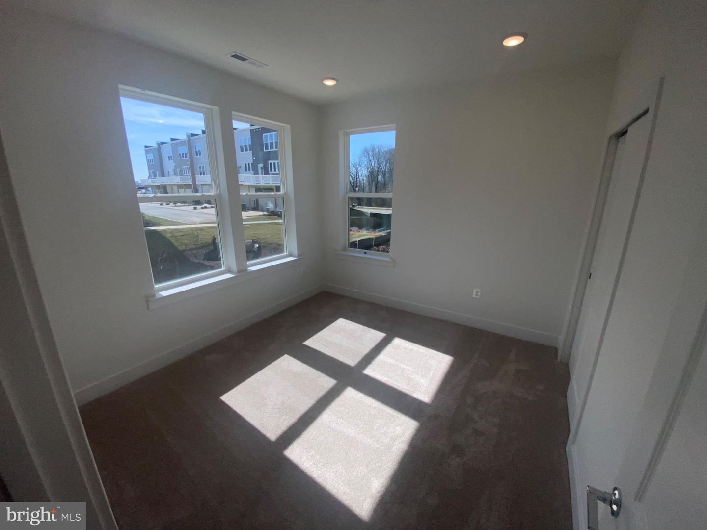 4509 Hopper Aly Property Photo 7