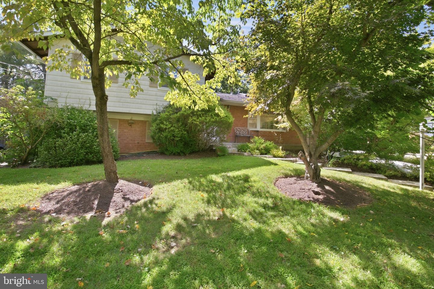 11902 Enid Dr Property Photo 2