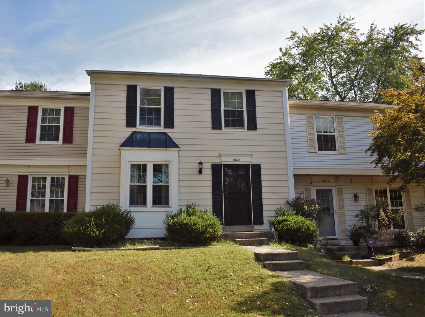 17603 Longview Ln Property Photo 1