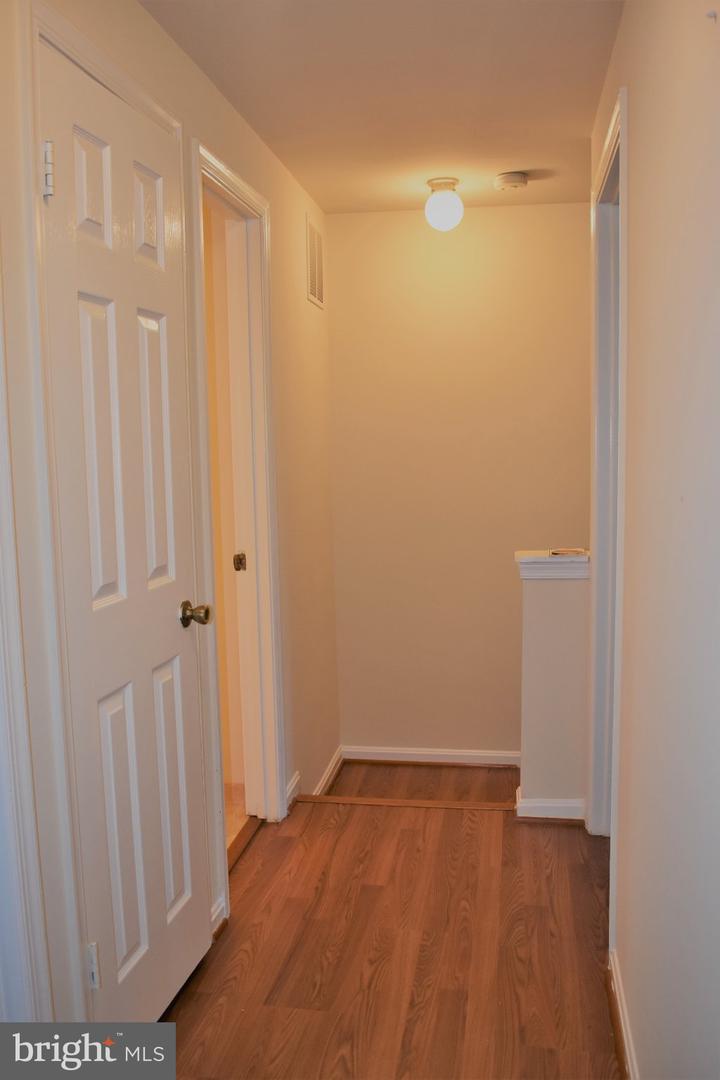 17603 Longview Ln Property Photo 9
