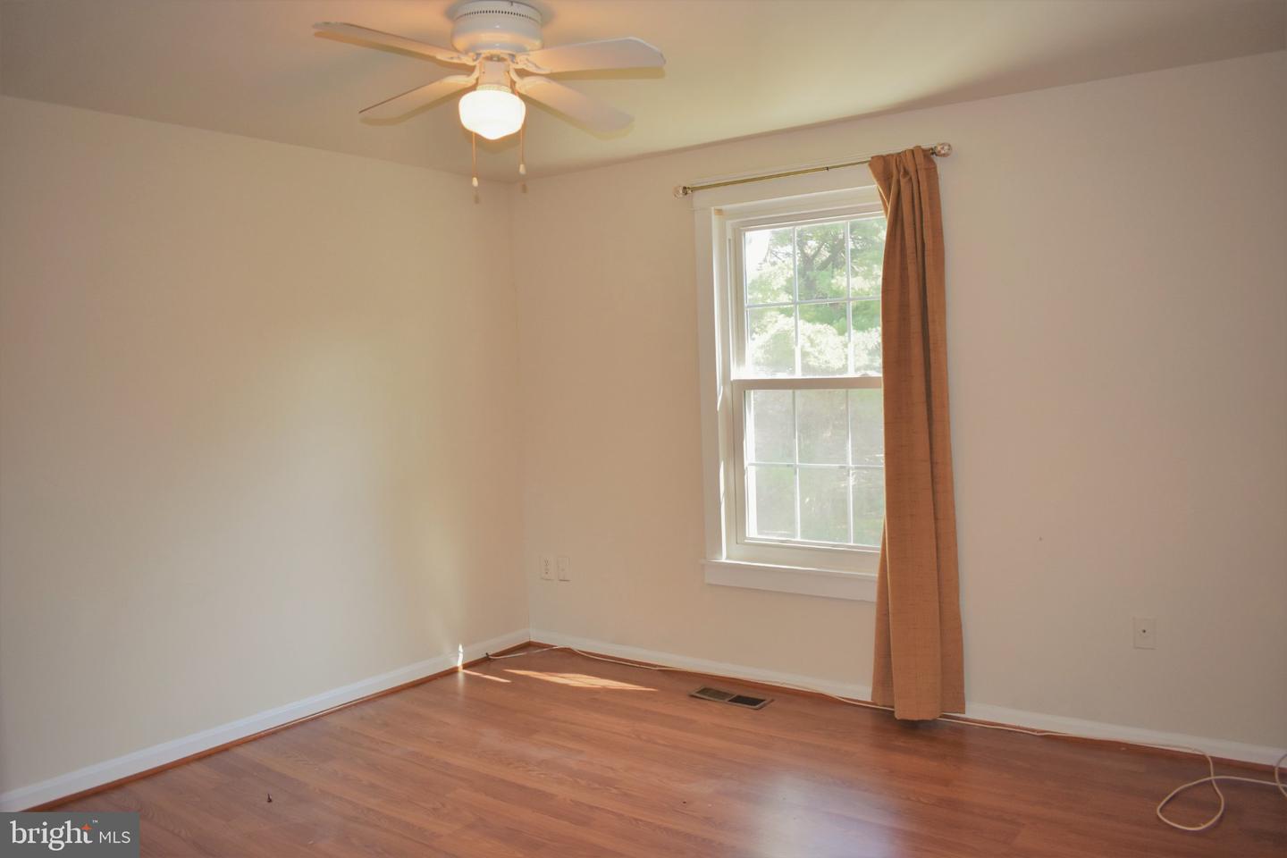 17603 Longview Ln Property Photo 12