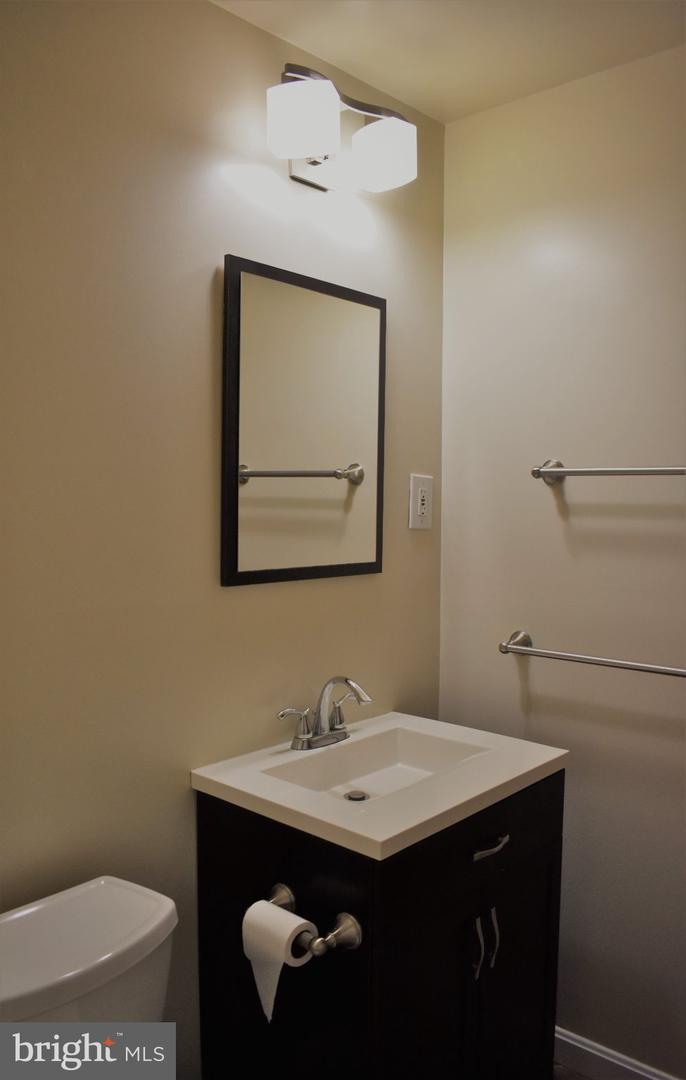 17603 Longview Ln Property Photo 20