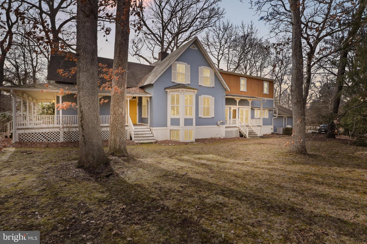 206 Grove Ave Property Photo 1