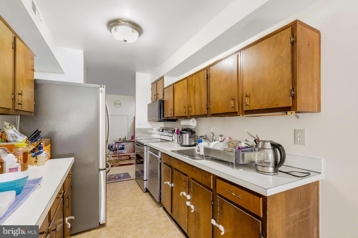 411 Christopher Ave #75 Property Photo 17