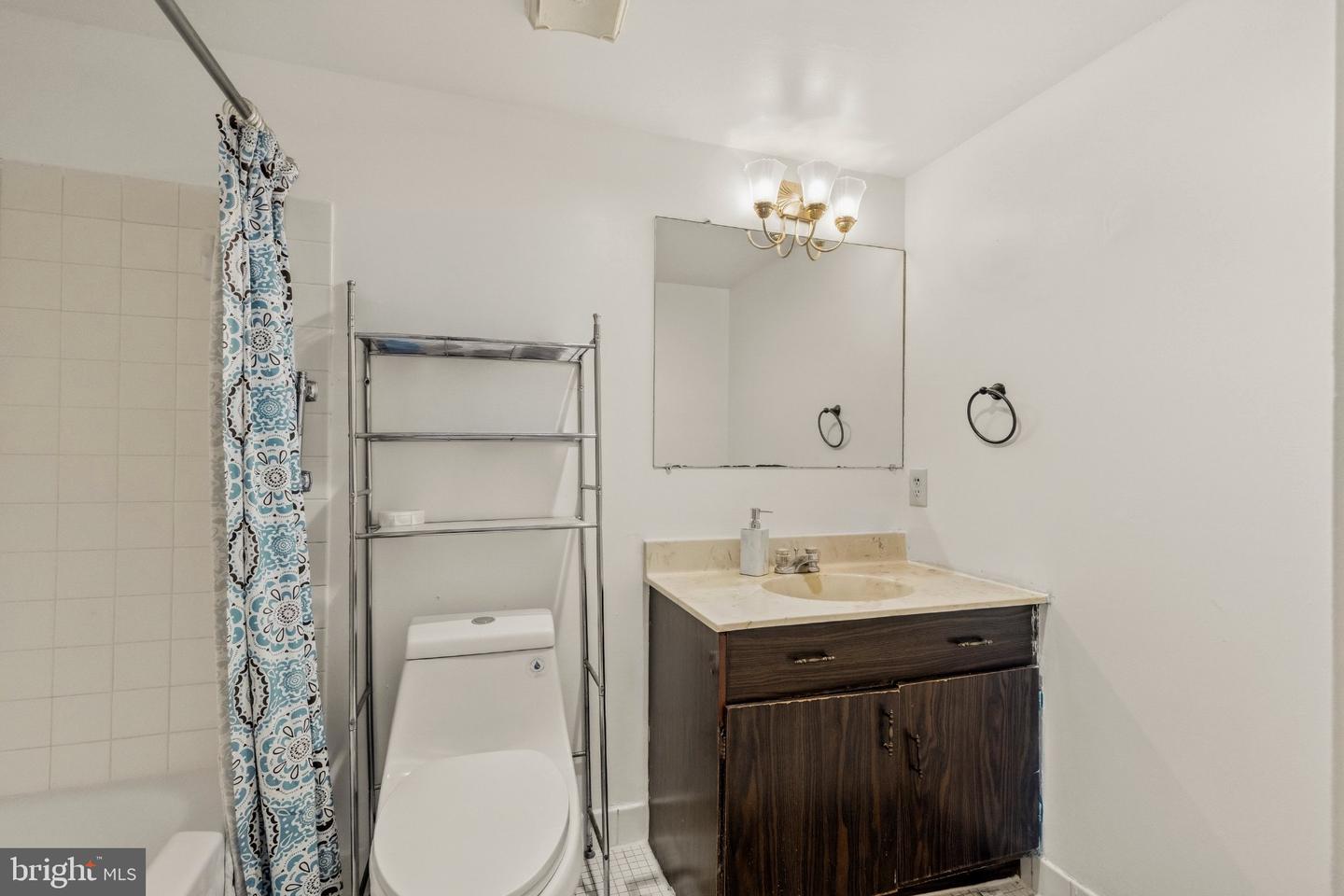 411 Christopher Ave #75 Property Photo 24