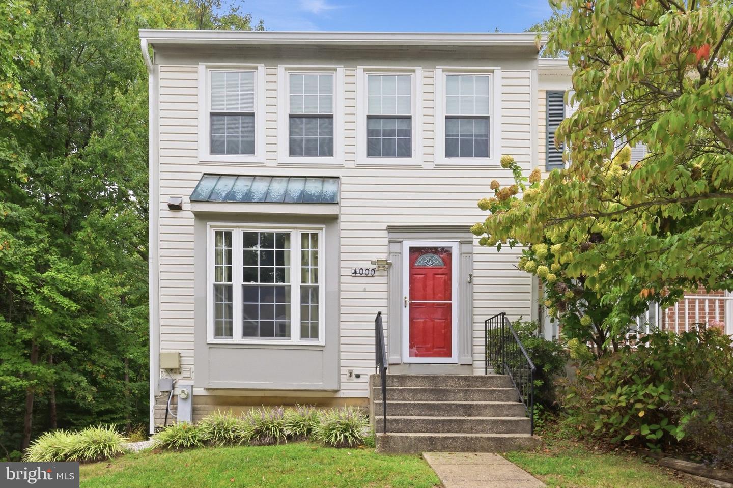 4000 Sparrow House Ln Property Photo 2