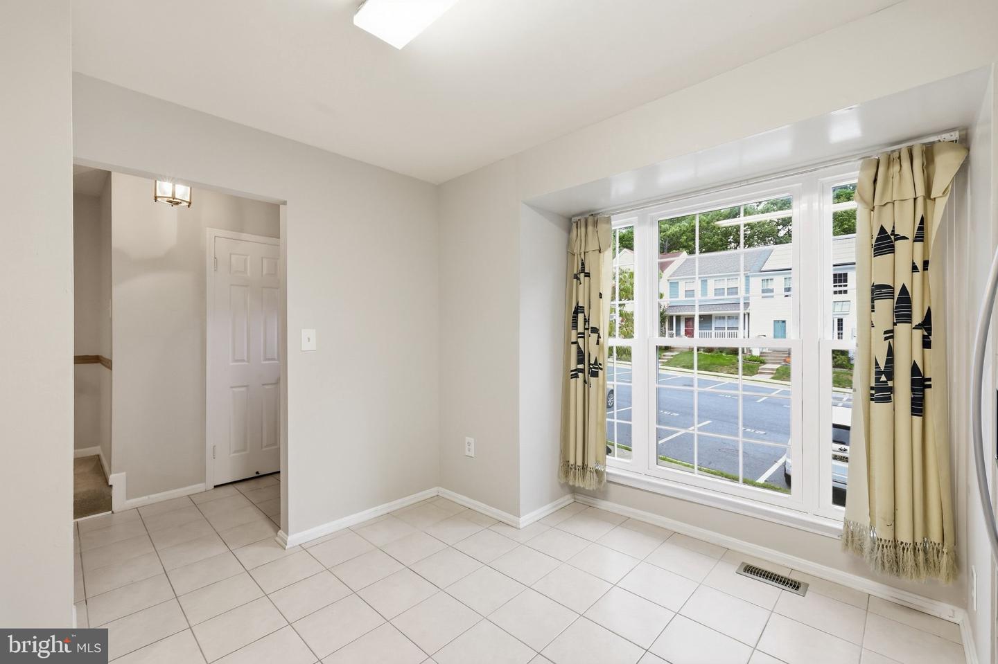4000 Sparrow House Ln Property Photo 4