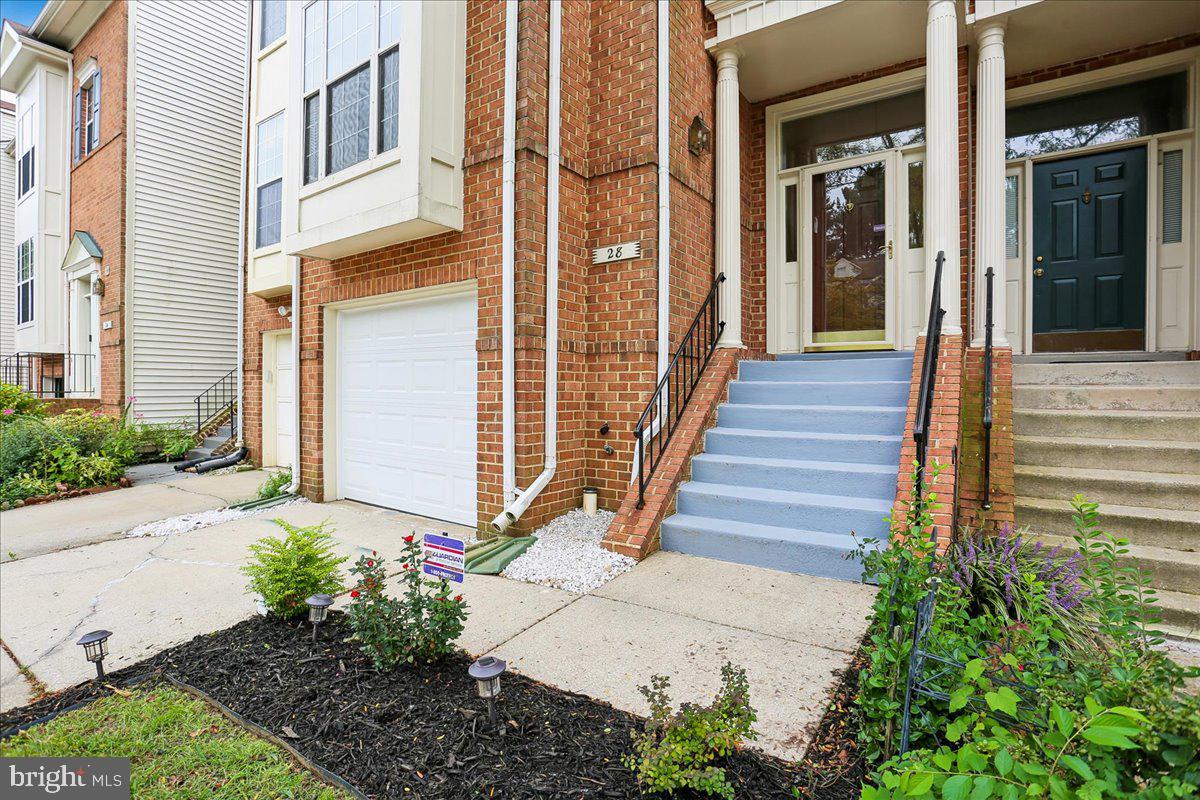 28 Suncroft Ct Property Photo 6