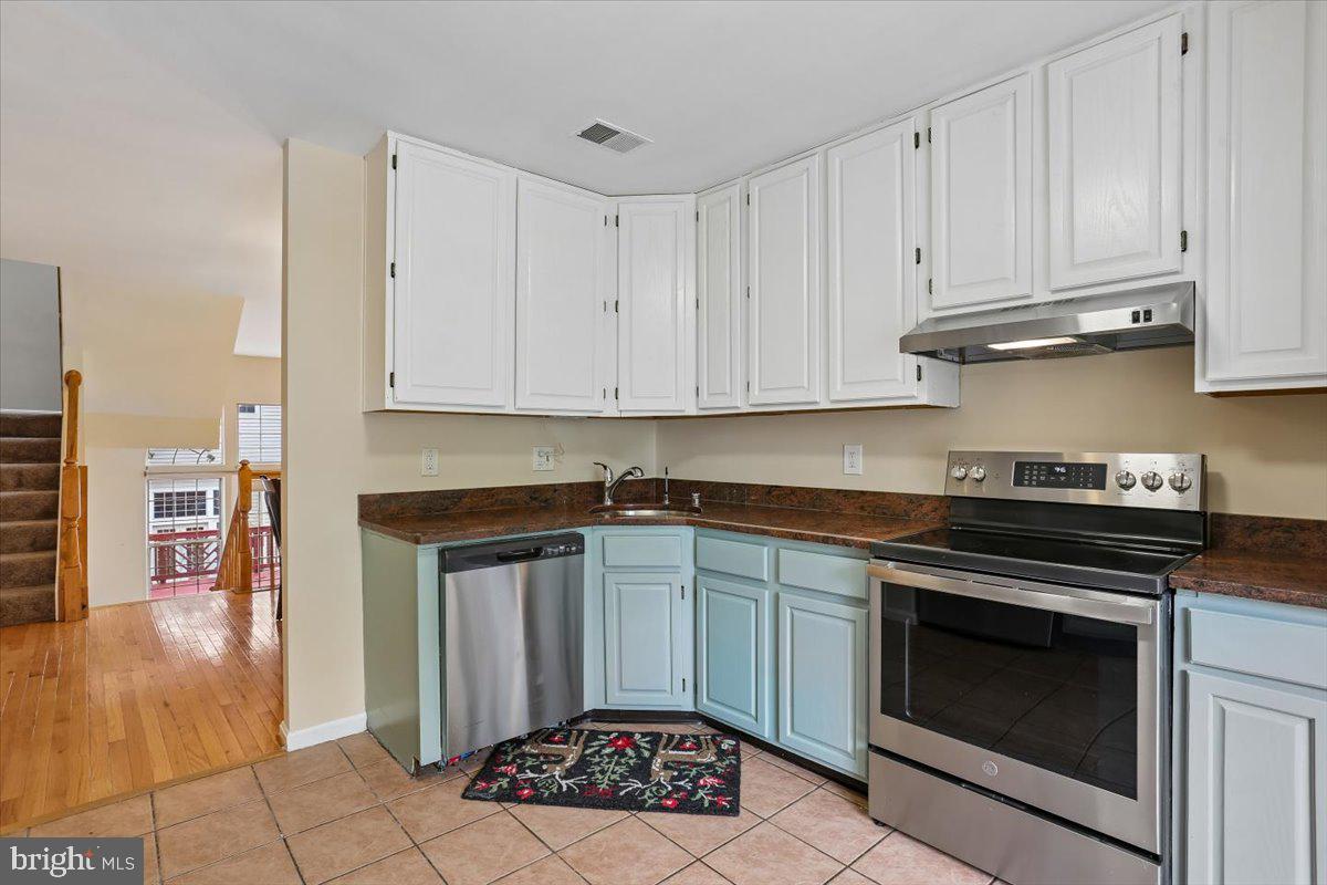 28 Suncroft Ct Property Photo 21