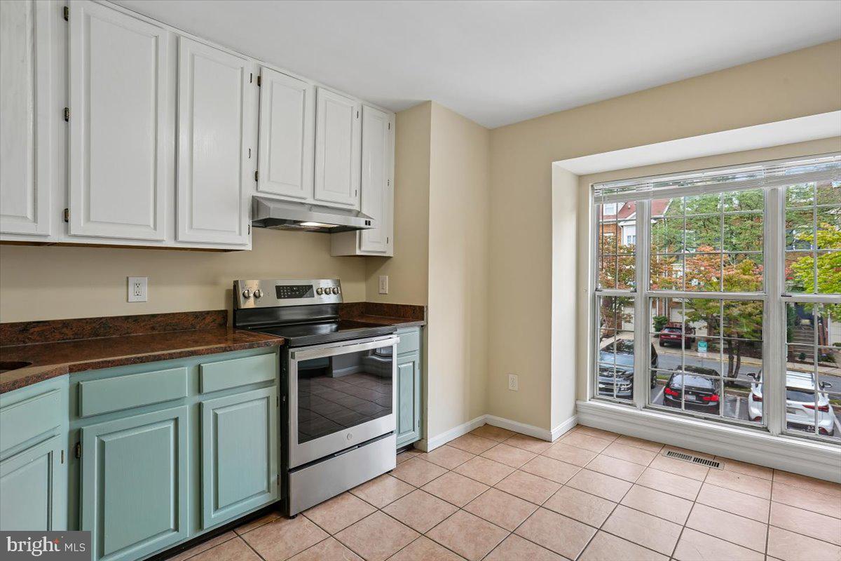 28 Suncroft Ct Property Photo 22