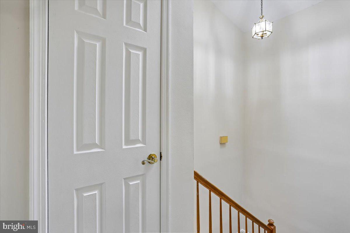 28 Suncroft Ct Property Photo 27