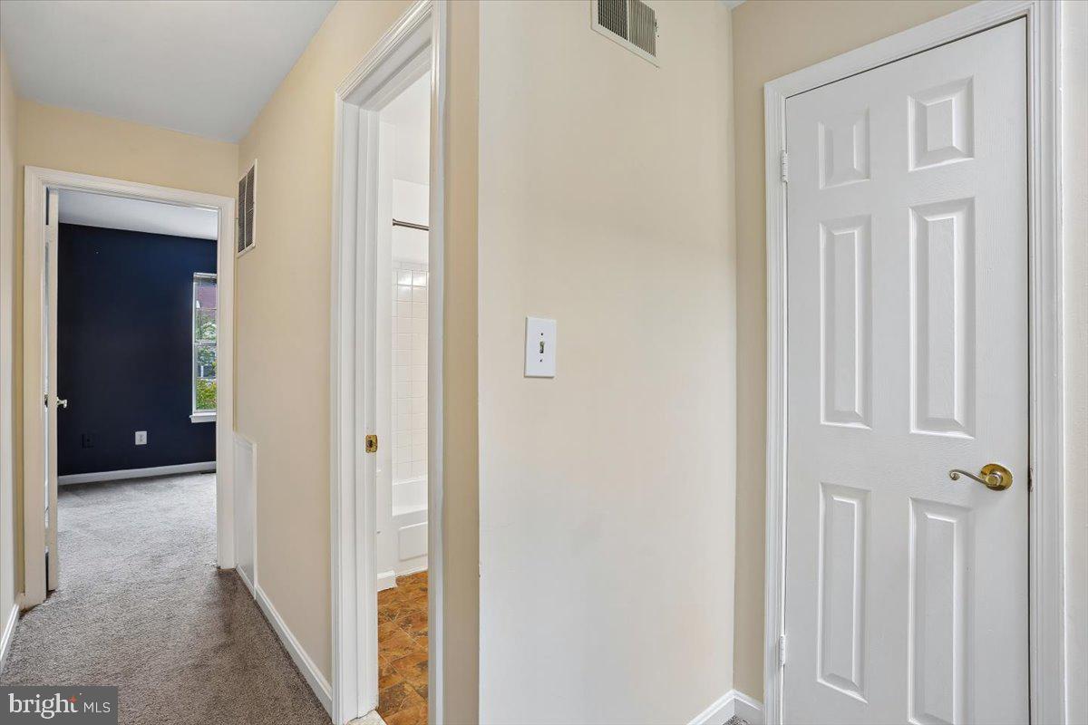 28 Suncroft Ct Property Photo 28