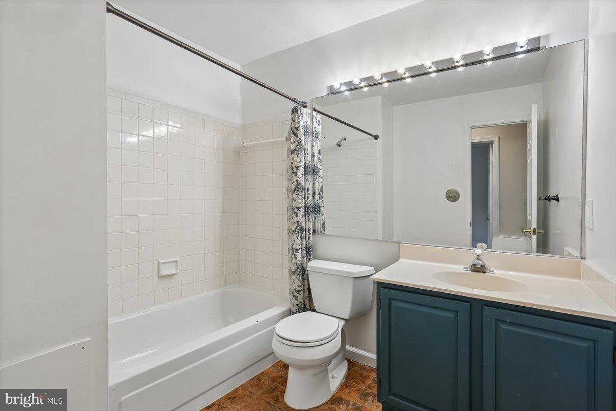 28 Suncroft Ct Property Photo 40
