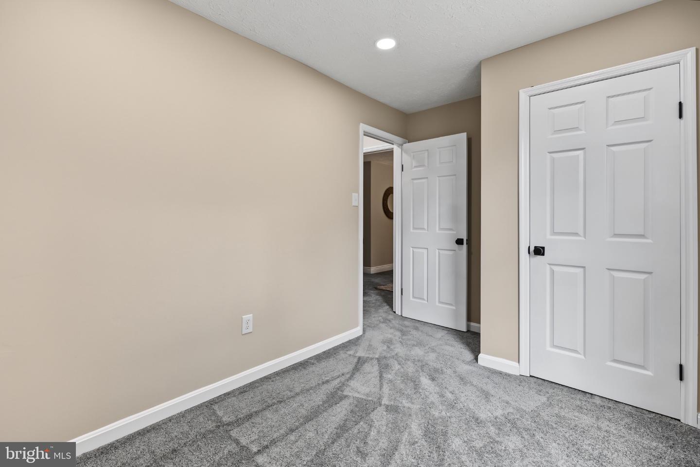 11624 Paramus Dr Property Photo 44