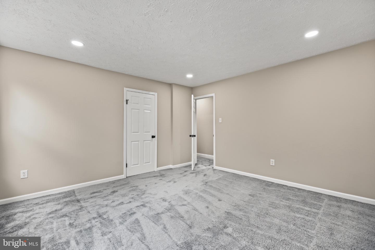 11624 Paramus Dr Property Photo 48