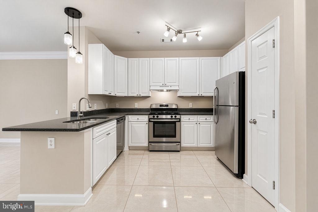 501 Hungerford Dr #p79 Property Photo 7