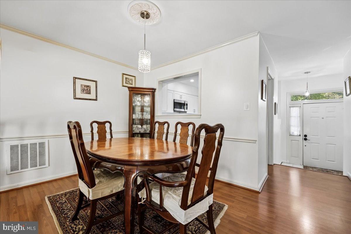 10623 Pine Haven Ter Property Photo 11