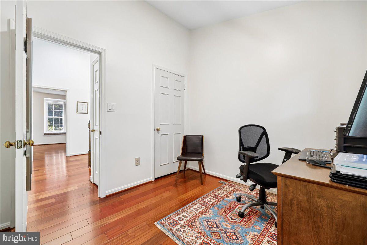 10623 Pine Haven Ter Property Photo 36