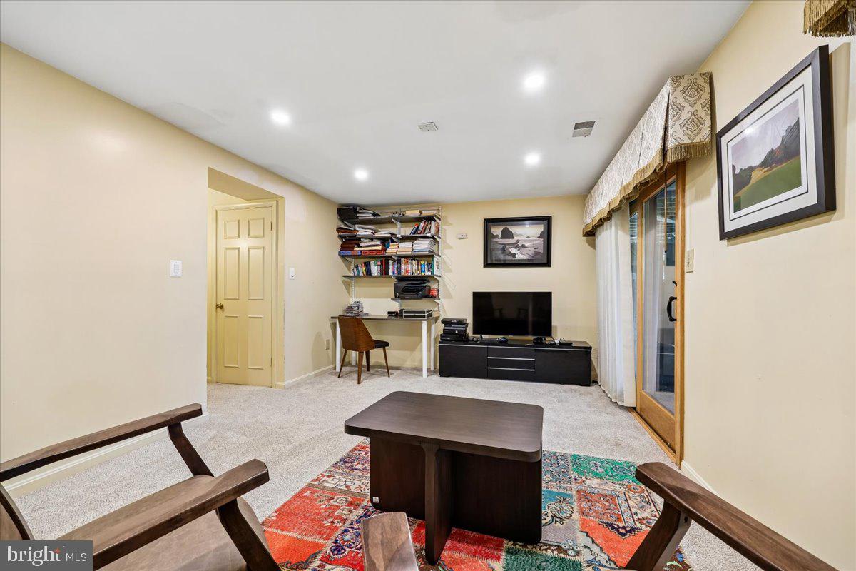 10623 Pine Haven Ter Property Photo 42