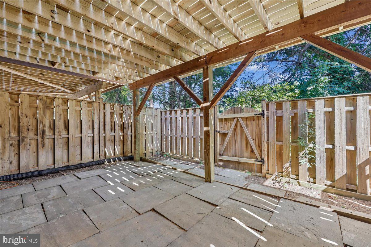 10623 Pine Haven Ter Property Photo 44