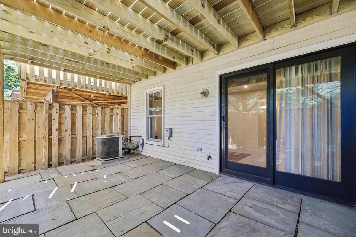 10623 Pine Haven Ter Property Photo 46