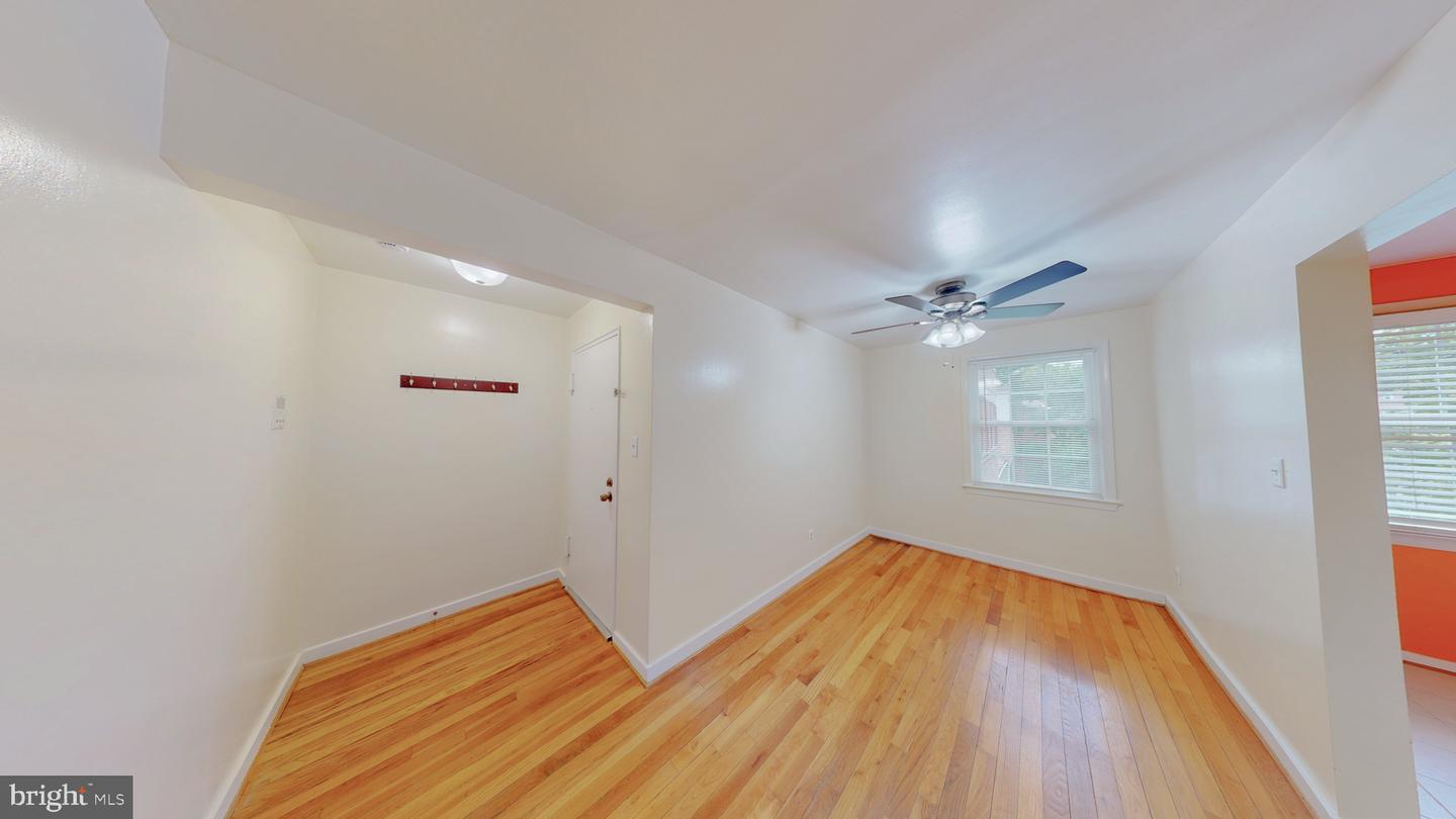 2210 Washington Ave #301 Property Photo 3