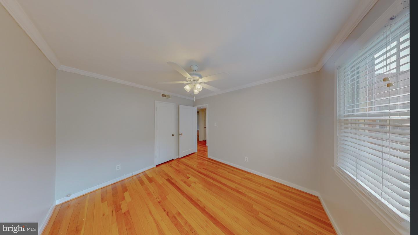 2210 Washington Ave #301 Property Photo 11